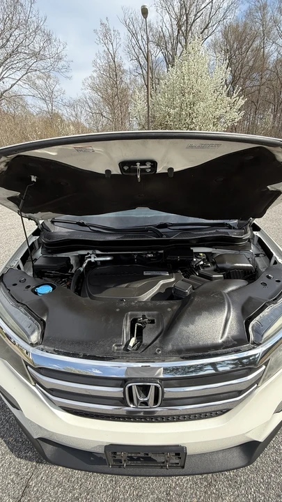 2017 Honda Pilot 3rd Gen - Image 20 of 21