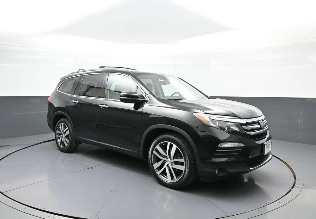 2017 Honda Pilot 3rd Gen - Image 4 of 12