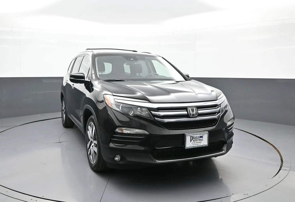 2017 Honda Pilot 3rd Gen - Image 3 of 12