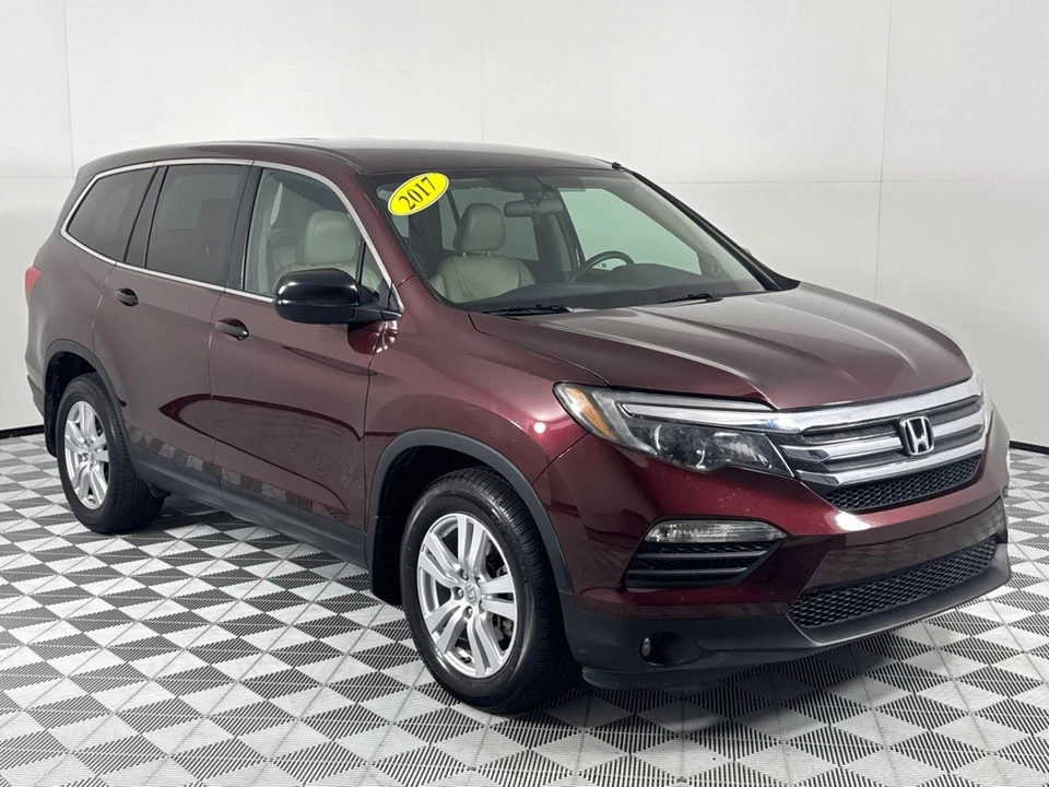 2017 Honda Pilot 3rd Gen - Image 3 of 12