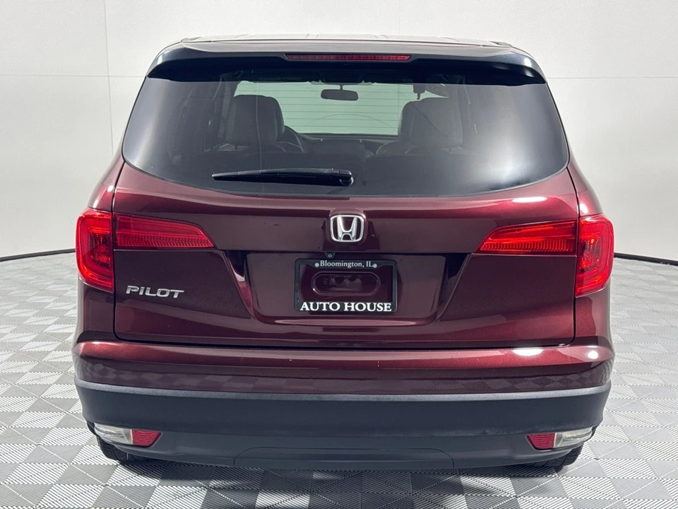 2017 Honda Pilot 3rd Gen - Image 6 of 12