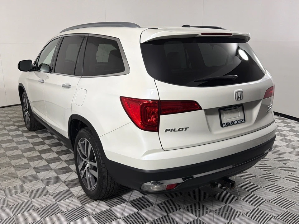 2017 Honda Pilot 3rd Gen - Image 7 of 21