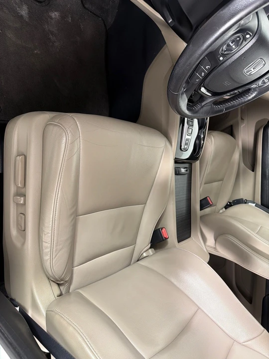 2017 Honda Pilot 3rd Gen - Image 12 of 21