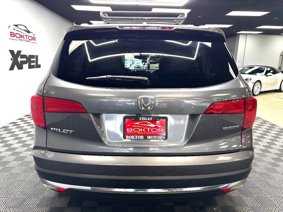 2017 Honda Pilot 3rd Gen - Image 11 of 12