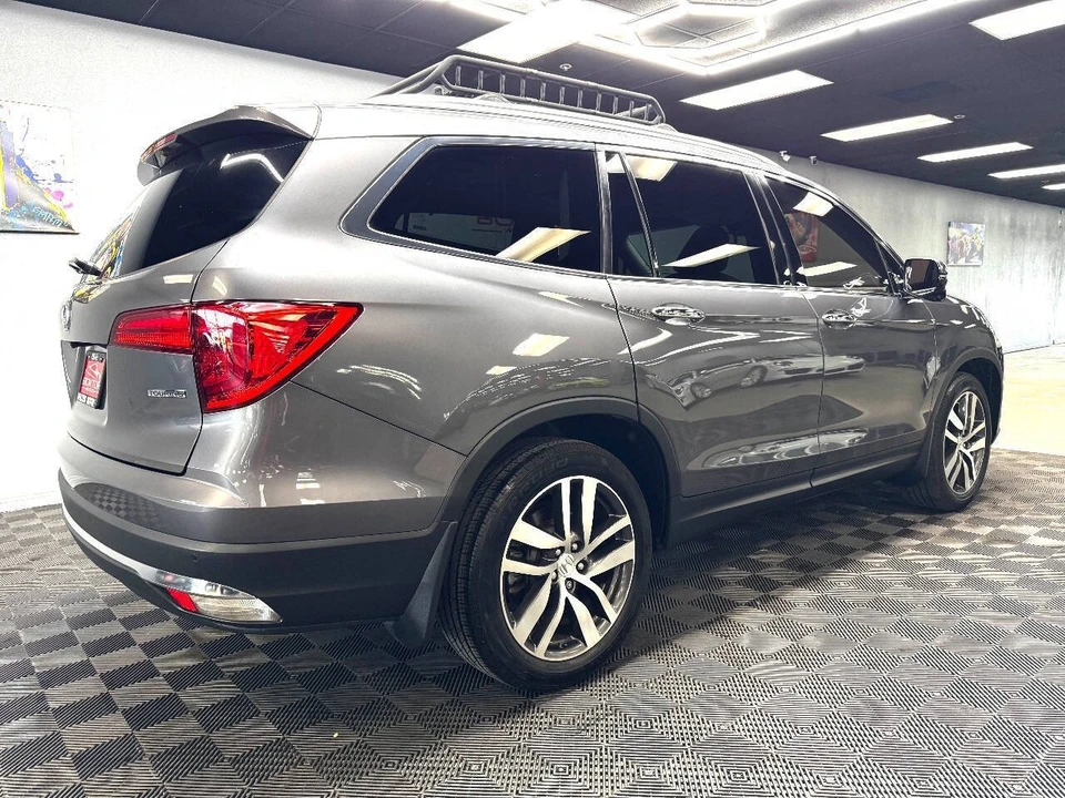 2017 Honda Pilot 3rd Gen - Image 12 of 12