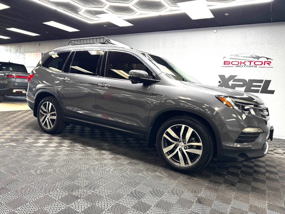 2017 Honda Pilot 3rd Gen - Image 2 of 12