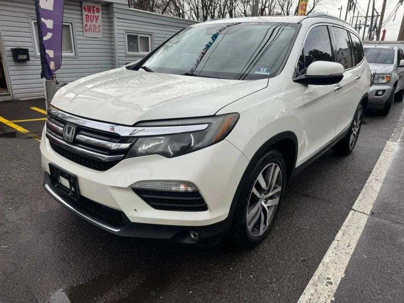 2017 Honda Pilot 3rd Gen - Image 3 of 12