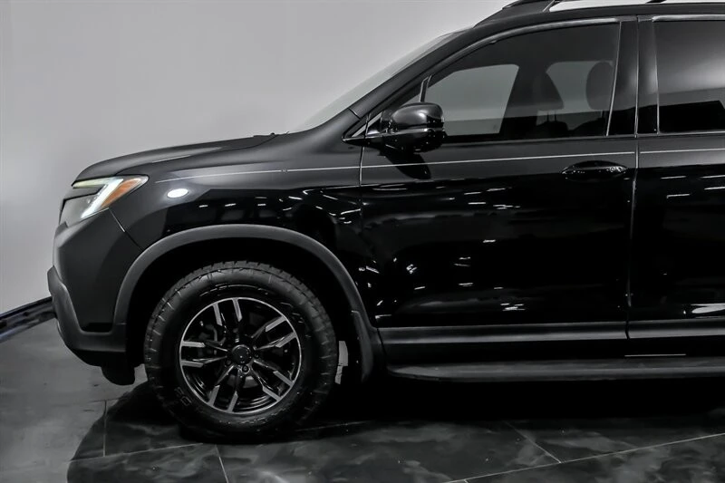 2017 Honda Ridgeline 2nd Gen - Image 6 of 21
