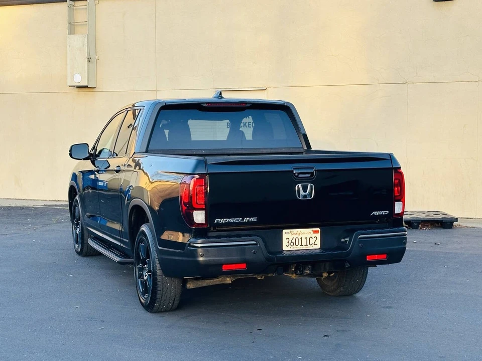 2017 Honda Ridgeline 2nd Gen - Image 10 of 21