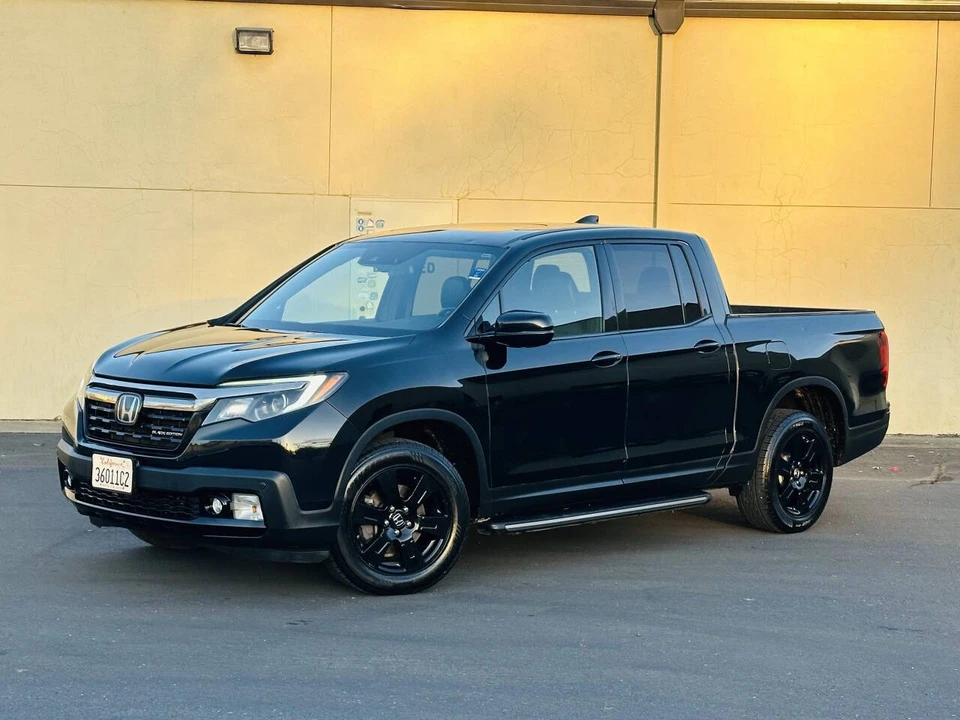 2017 Honda Ridgeline 2nd Gen - Image 4 of 21