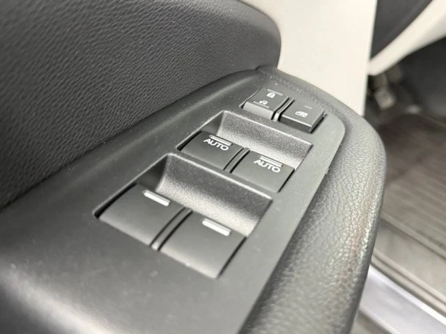 2017 Honda Ridgeline 2nd Gen - Image 18 of 21