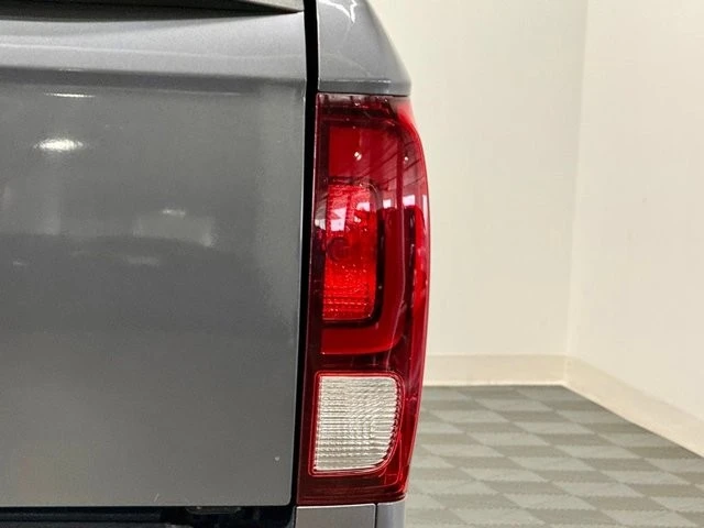 2017 Honda Ridgeline 2nd Gen - Image 12 of 21