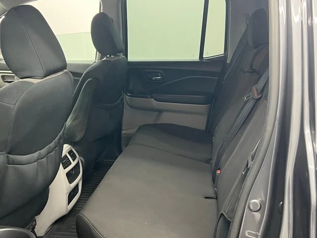 2017 Honda Ridgeline 2nd Gen - Image 9 of 10