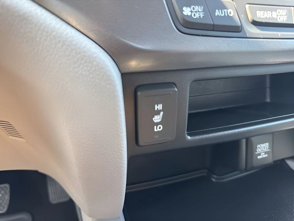 2017 Honda Ridgeline 2nd Gen - Image 20 of 21