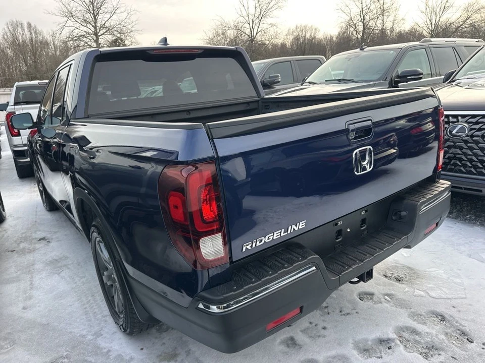 2017 Honda Ridgeline 2nd Gen - Image 4 of 4