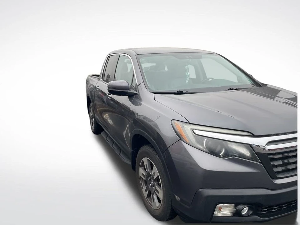 2017 Honda Ridgeline 2nd Gen - Image 2 of 10