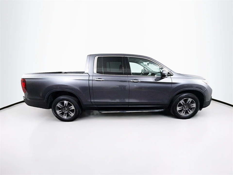 2017 Honda Ridgeline 2nd Gen - Image 8 of 12