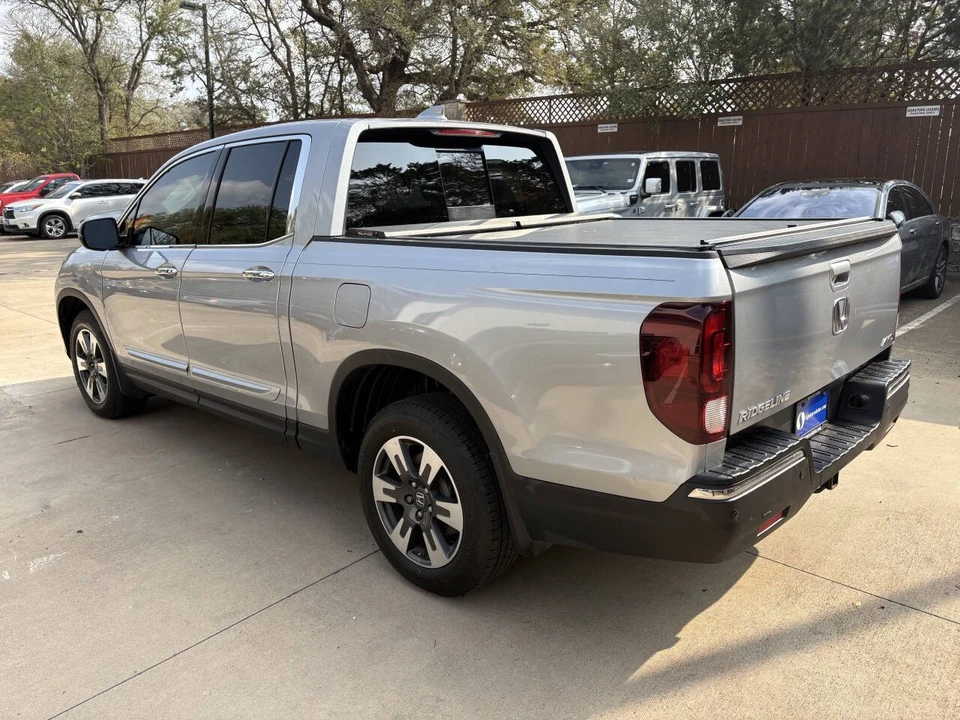 2017 Honda Ridgeline 2nd Gen - Image 6 of 15