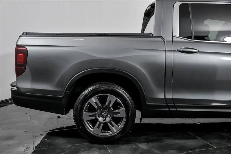 2017 Honda Ridgeline 2nd Gen - Image 11 of 21