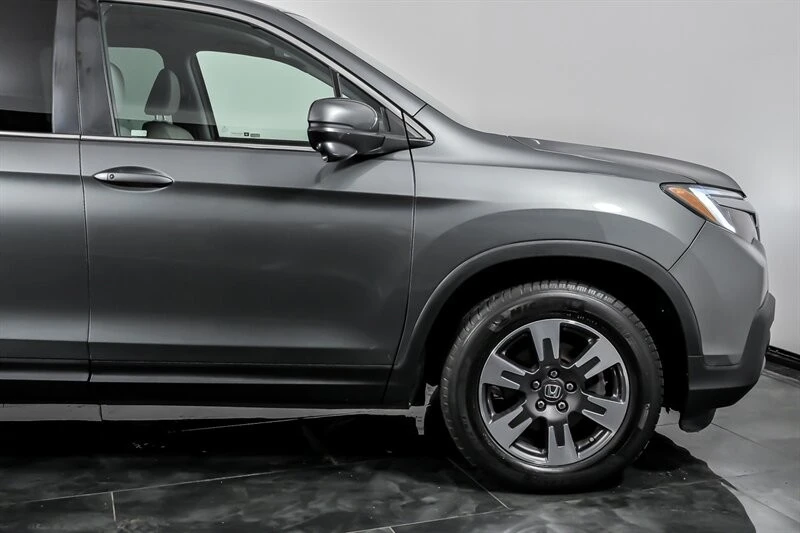 2017 Honda Ridgeline 2nd Gen - Image 12 of 21
