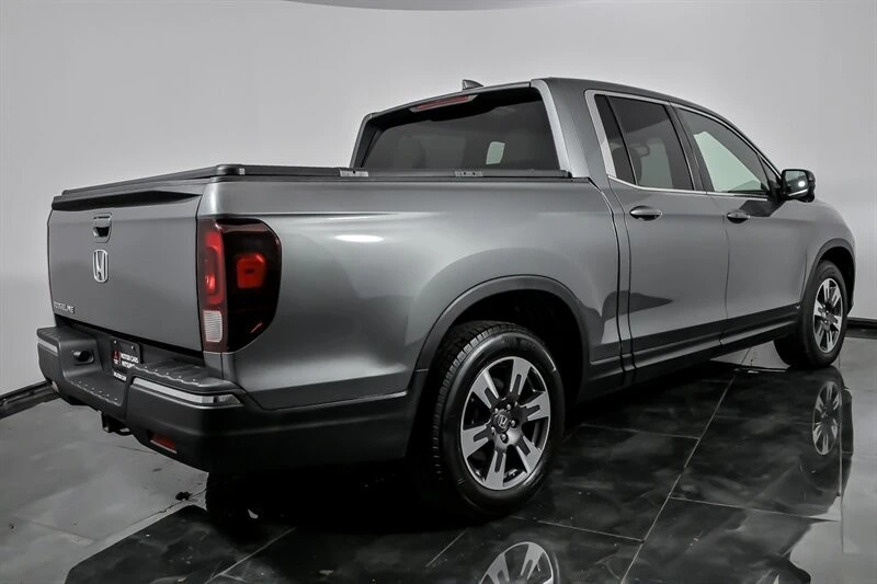 2017 Honda Ridgeline 2nd Gen - Image 10 of 21