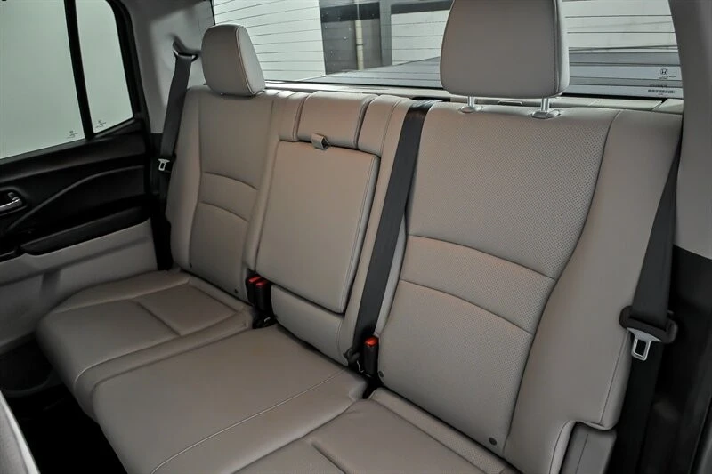 2017 Honda Ridgeline 2nd Gen - Image 18 of 21