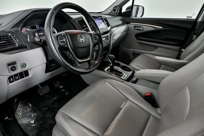 2017 Honda Ridgeline 2nd Gen - Image 15 of 21