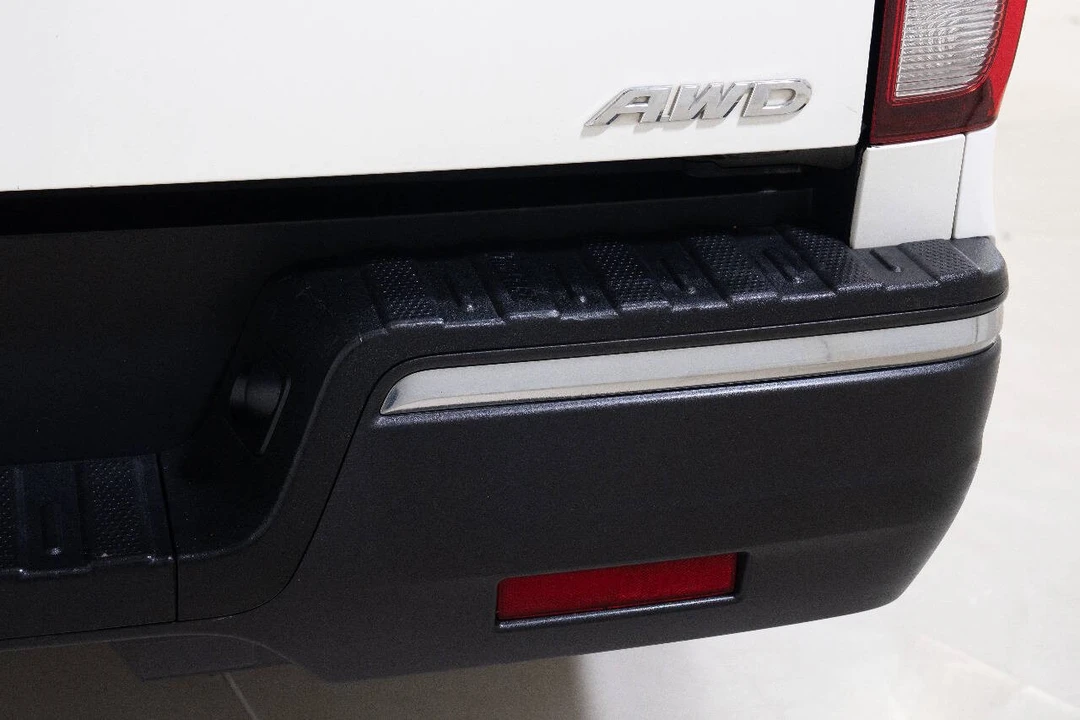 2017 Honda Ridgeline 2nd Gen - Image 20 of 21