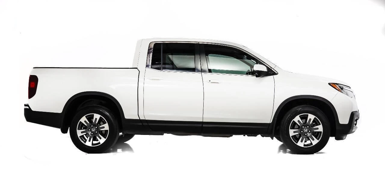 2017 Honda Ridgeline 2nd Gen - Image 4 of 12