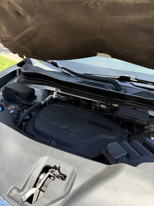 2017 Honda Ridgeline 2nd Gen - Image 5 of 12