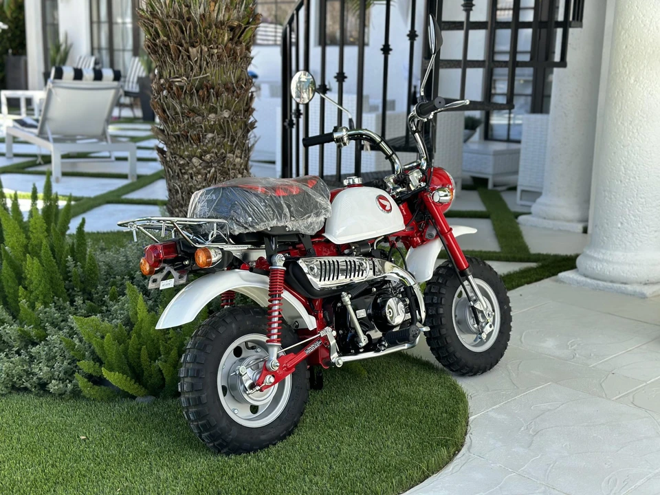 2017 Honda Motorcycles - Image 10 of 31