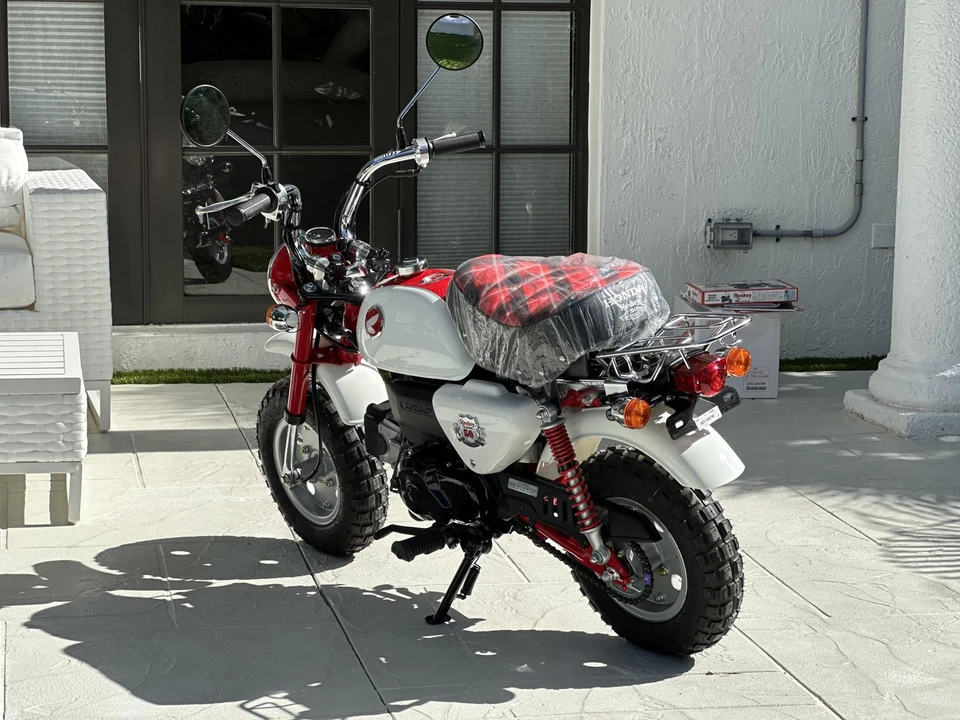 2017 Honda Motorcycles - Image 24 of 31