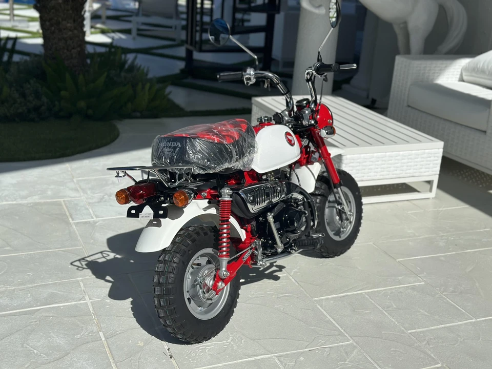 2017 Honda Motorcycles - Image 16 of 31