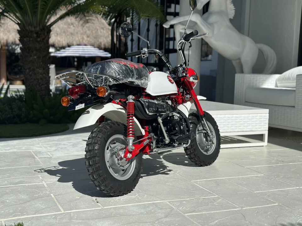 2017 Honda Motorcycles - Image 14 of 31