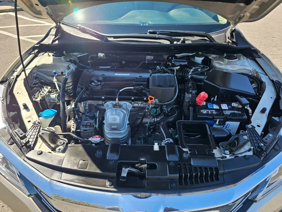 2017 Honda Accord 9th Gen - Image 20 of 20