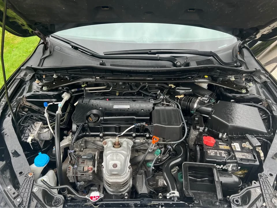 2017 Honda Accord 9th Gen - Image 13 of 13