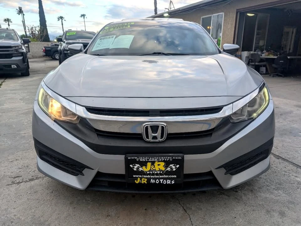 2017 Honda Civic 10th Gen - Image 2 of 9