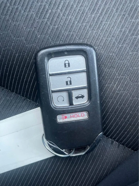 2017 Honda Civic 10th Gen - Image 7 of 11