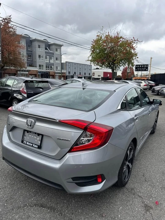 2017 Honda Civic 10th Gen - Image 4 of 12