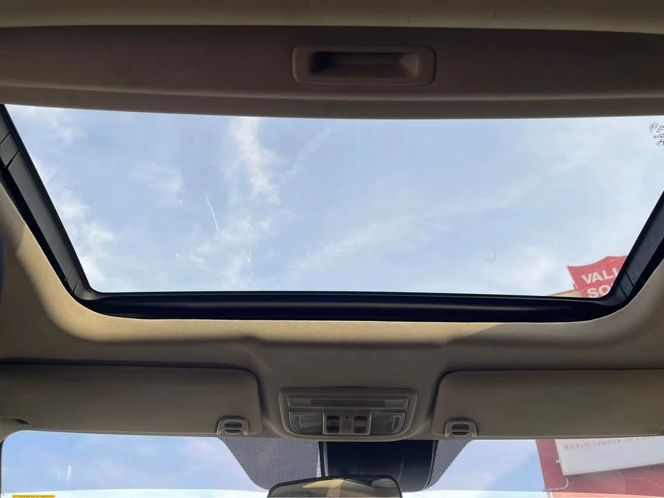 2017 Honda Civic 10th Gen - Image 10 of 11