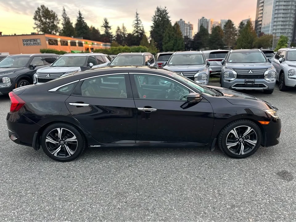 2017 Honda Civic 10th Gen - Image 3 of 13