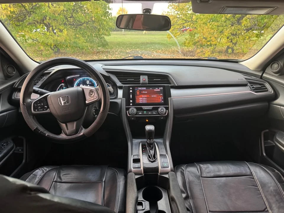 2017 Honda Civic 10th Gen - Image 6 of 9