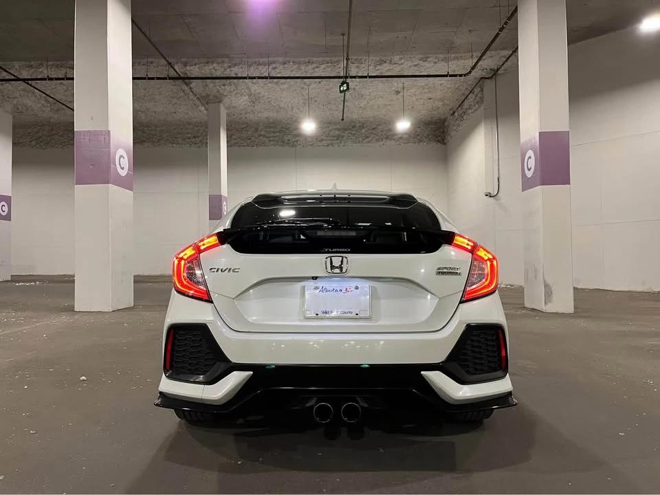 2017 Honda Civic 10th Gen - Image 10 of 20