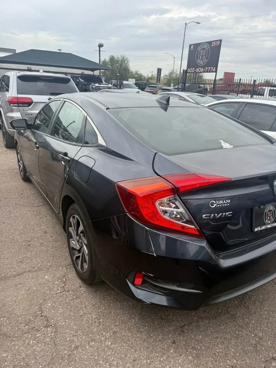 2017 Honda Civic 10th Gen - Image 3 of 7