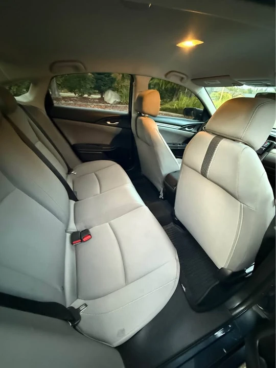 2017 Honda Civic 10th Gen - Image 9 of 10