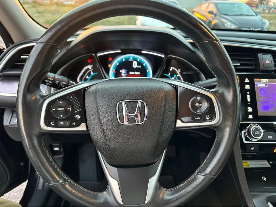 2017 Honda Civic 10th Gen - Image 10 of 13