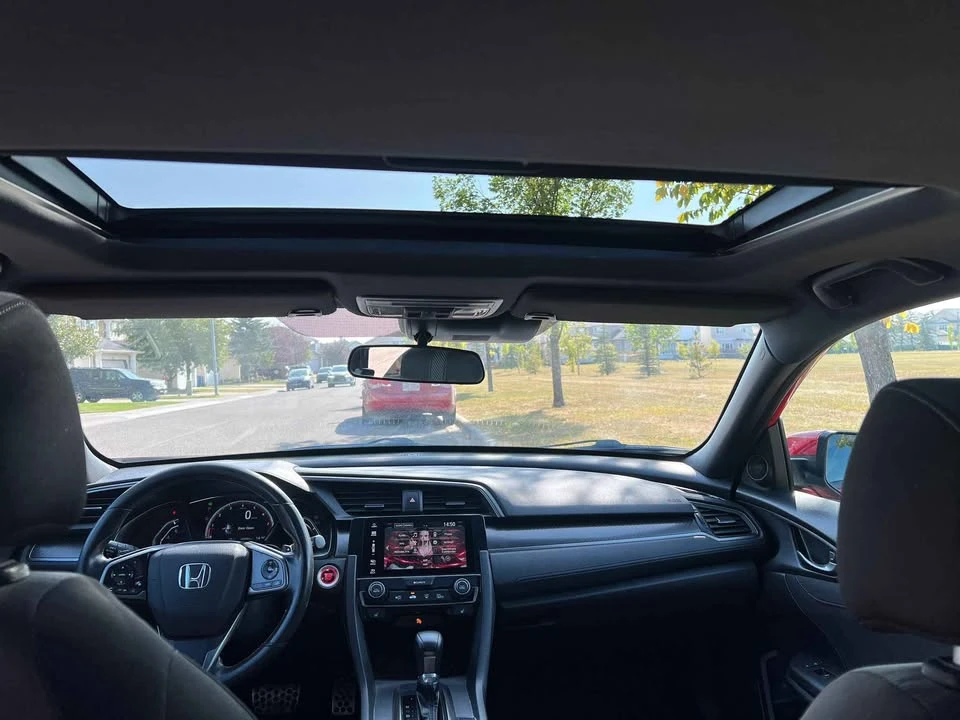 2017 Honda Civic 10th Gen - Image 7 of 9