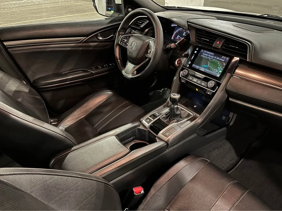 2017 Honda Civic 10th Gen - Image 16 of 20