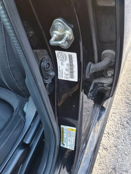 2017 Honda Civic 10th Gen - Image 6 of 9