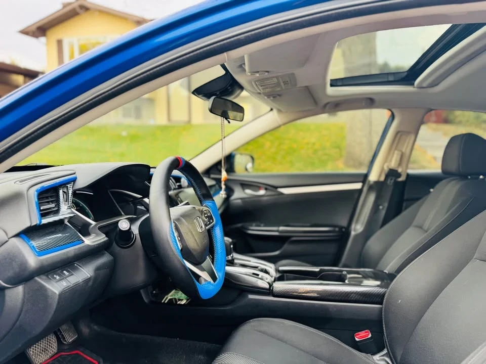 2017 Honda Civic 10th Gen - Image 10 of 11